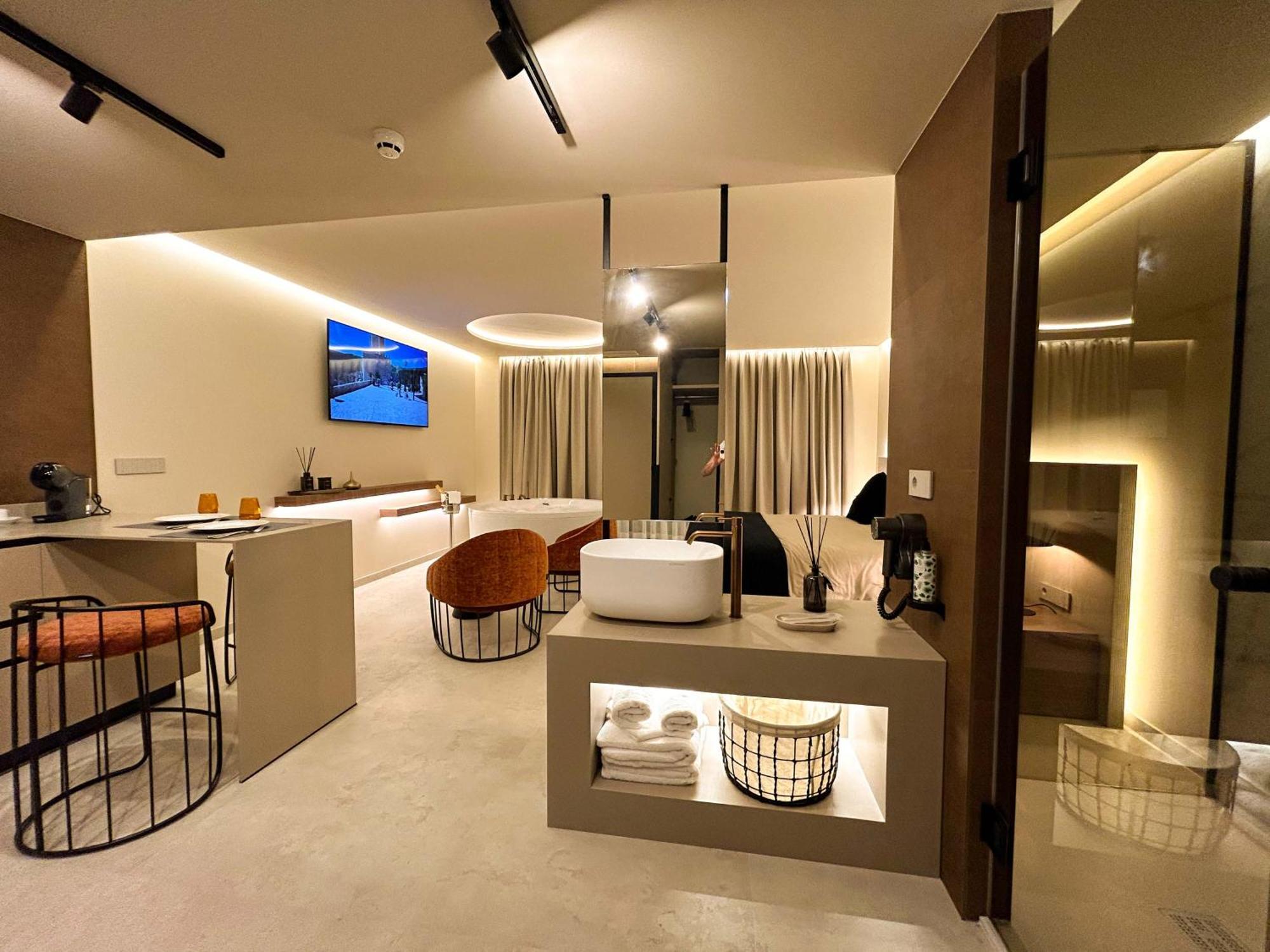Olea Suites Alcala del Jucar Bagian luar foto